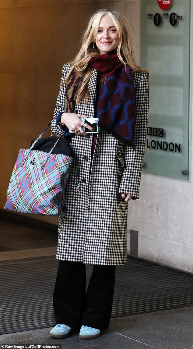 Fearne Cotton looked effortlessly chic as she arrived at the BBC studios in London on Tuesday