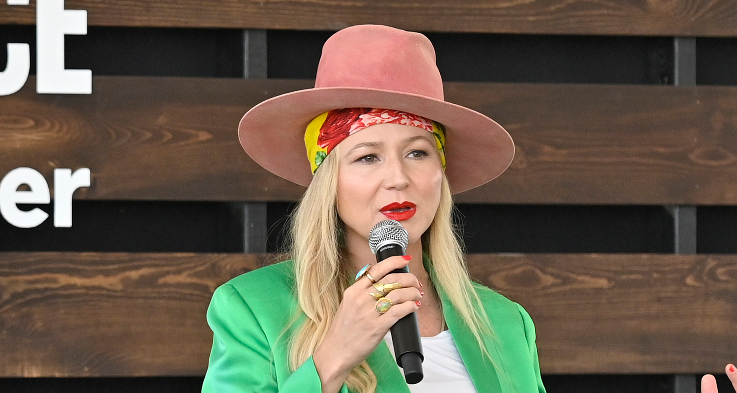 Jewel Apologizes for Disappointing Fans After Performing at RFK Jr. Inauguration Event