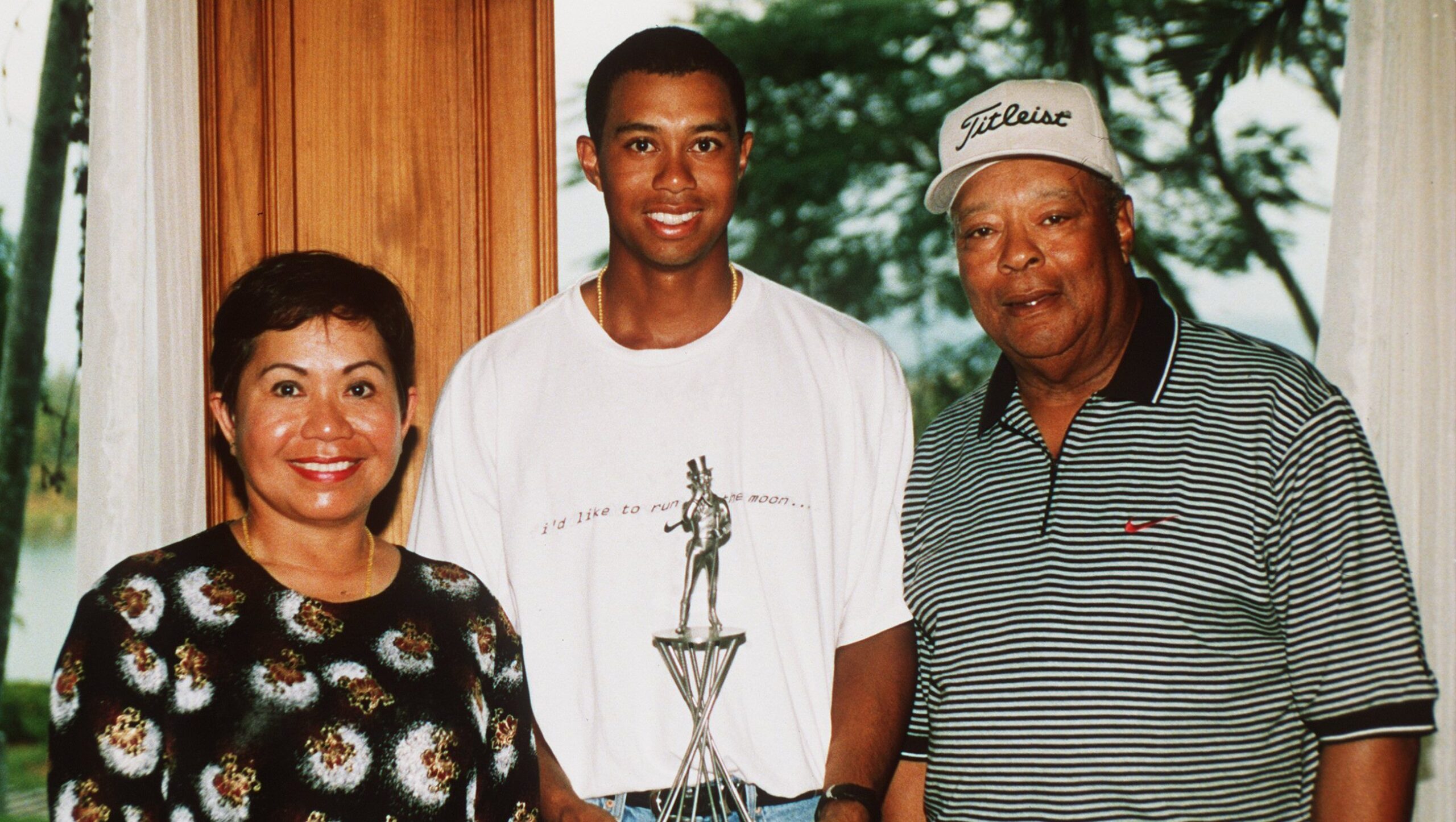 About His Mom Kultida & Dad Earl Woods – Hollywood Life
