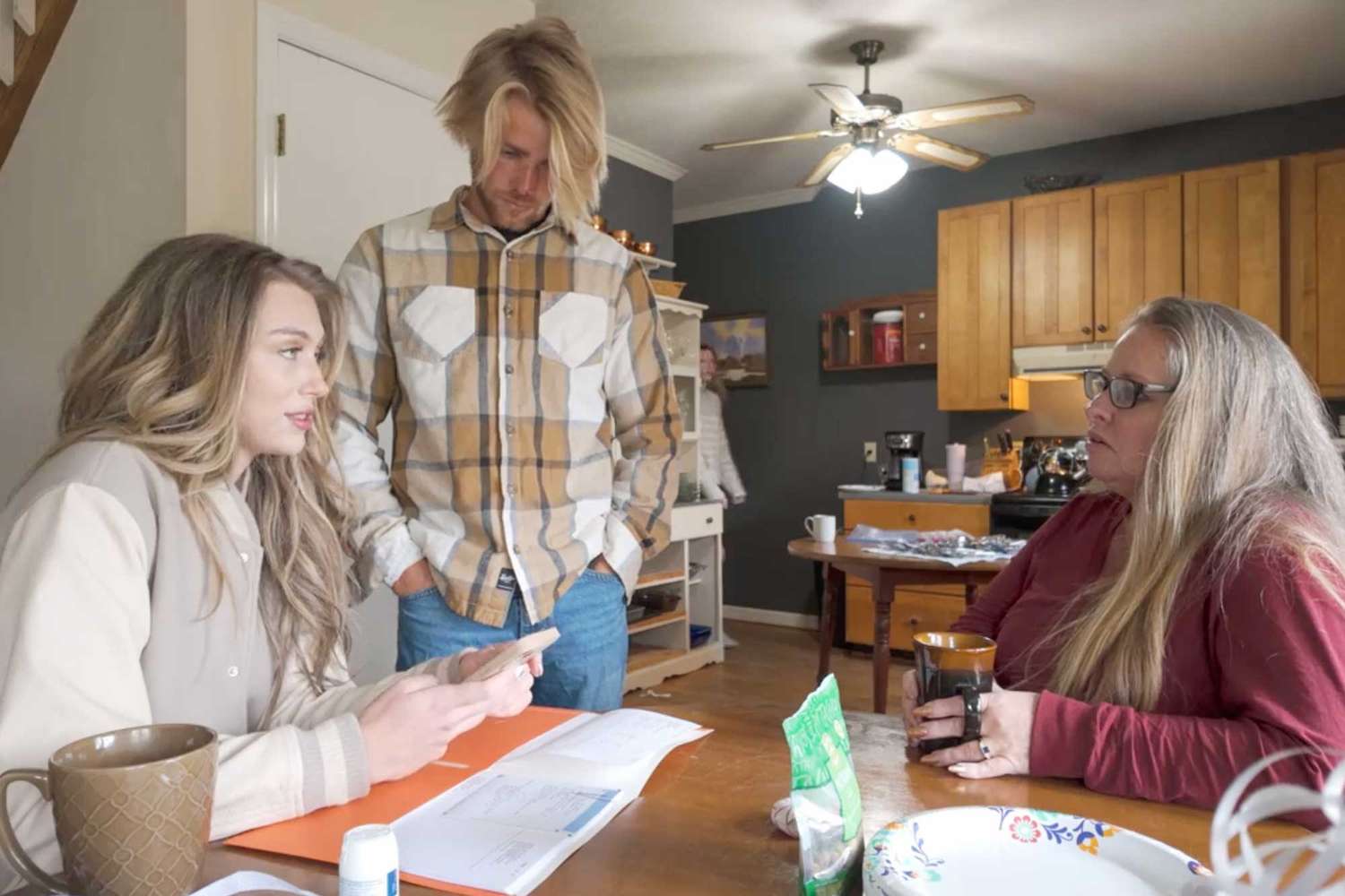 Kim Calls Micah's Girlfriend Veronica 'a Two-Faced Bitch'