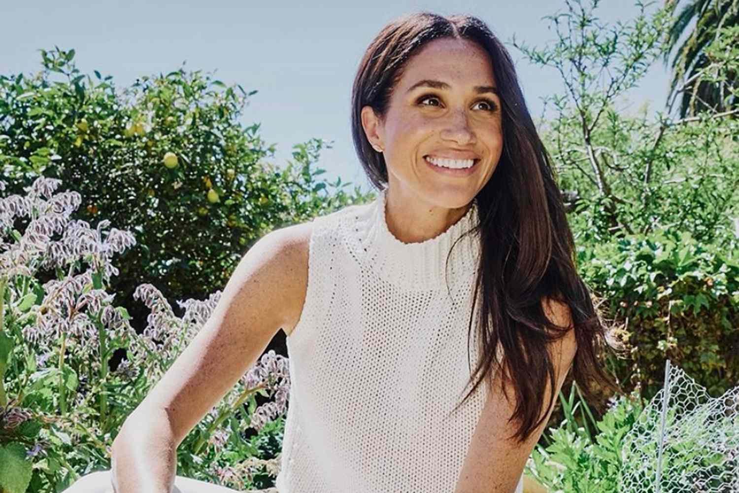 Meghan Markle’s Sweater Vest Is Perfect for Fall, Get a Similar Look