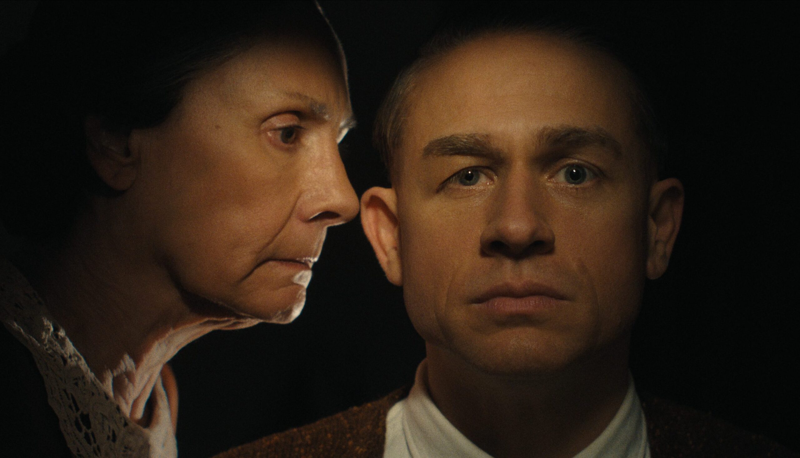 Did Ed Gein Really Dig Up His Mother in Real Life? Fact vs. Fiction – Hollywood Life