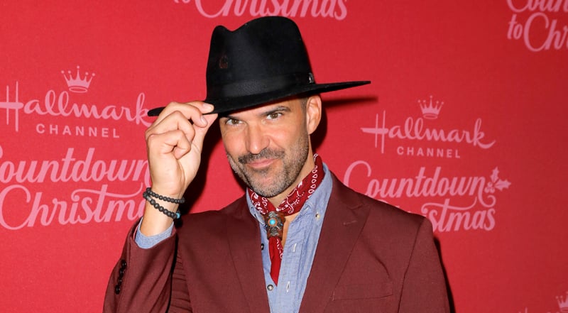 Hallmark's Benjamin Ayres Tells the Story Behind His Cowboy Look for Nashville Events!