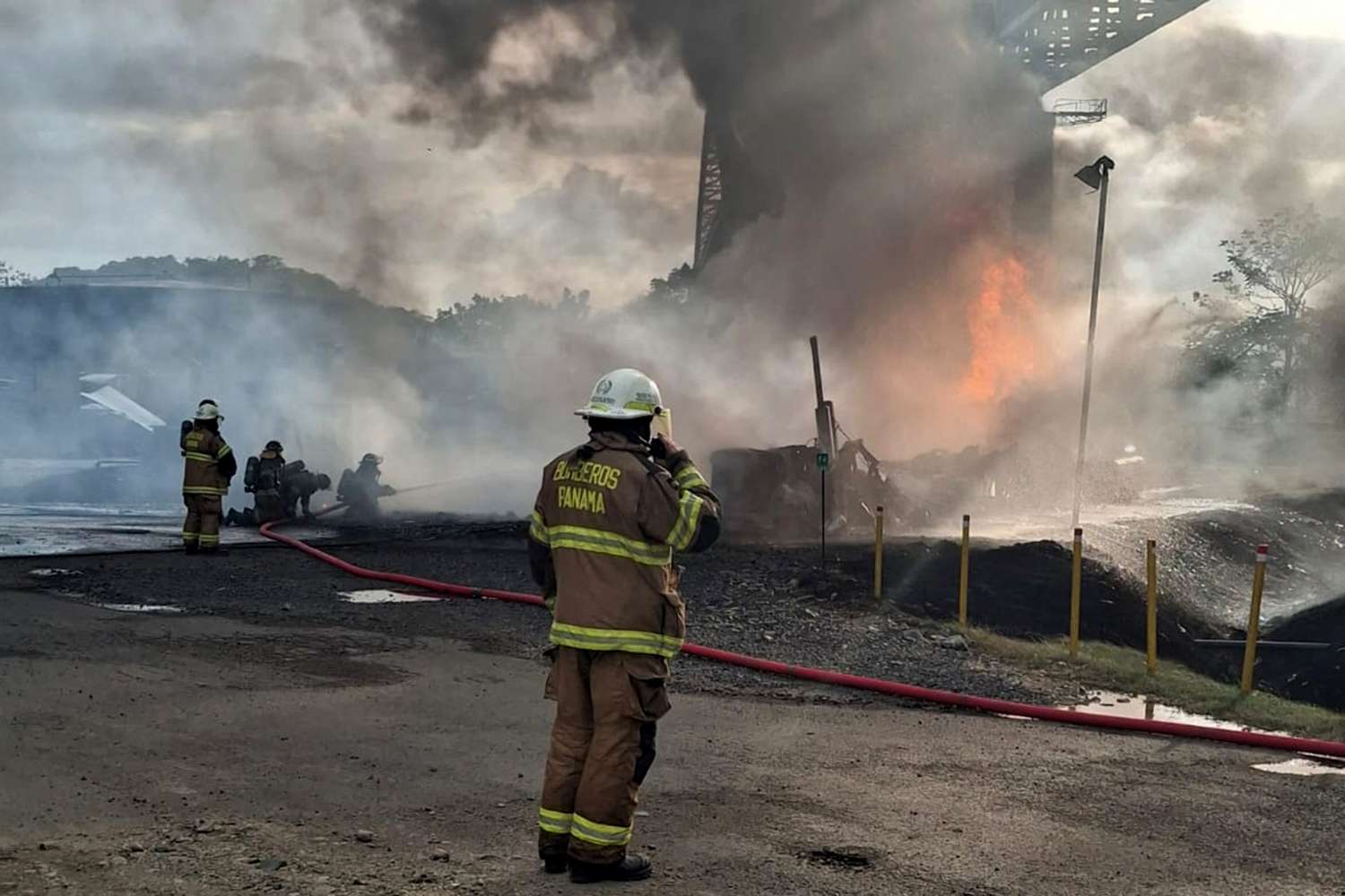 1 Dead and 2 Injured After Fuel Tanker Explodes Under Bridge on Panama Canal, Engulfing It in Flames
