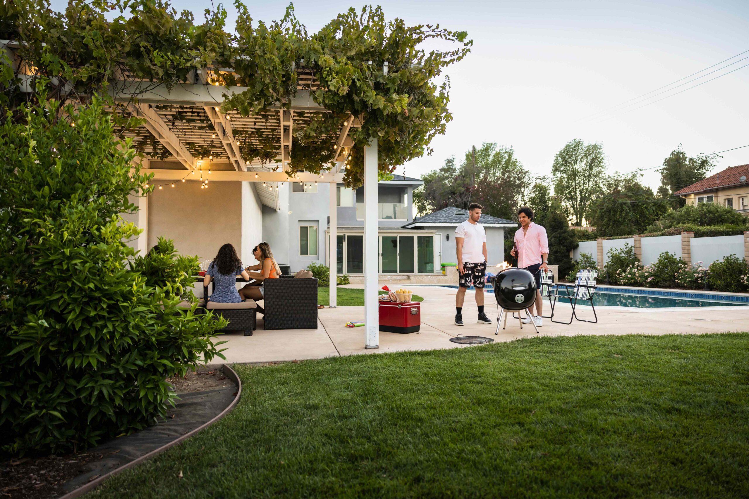 An Interior Designer Told Us the No. 1 Outdoor Furniture Piece Your Space Needs for ‘Shared Gathering Experiences’