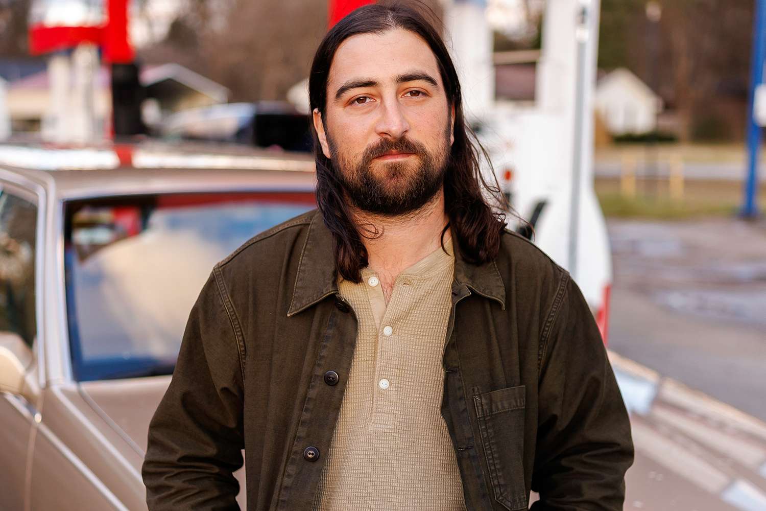 Noah Kahan Opens Up About His Struggles with Body Dysmorphia and Self-Image: It's a 'Horrible Cycle'