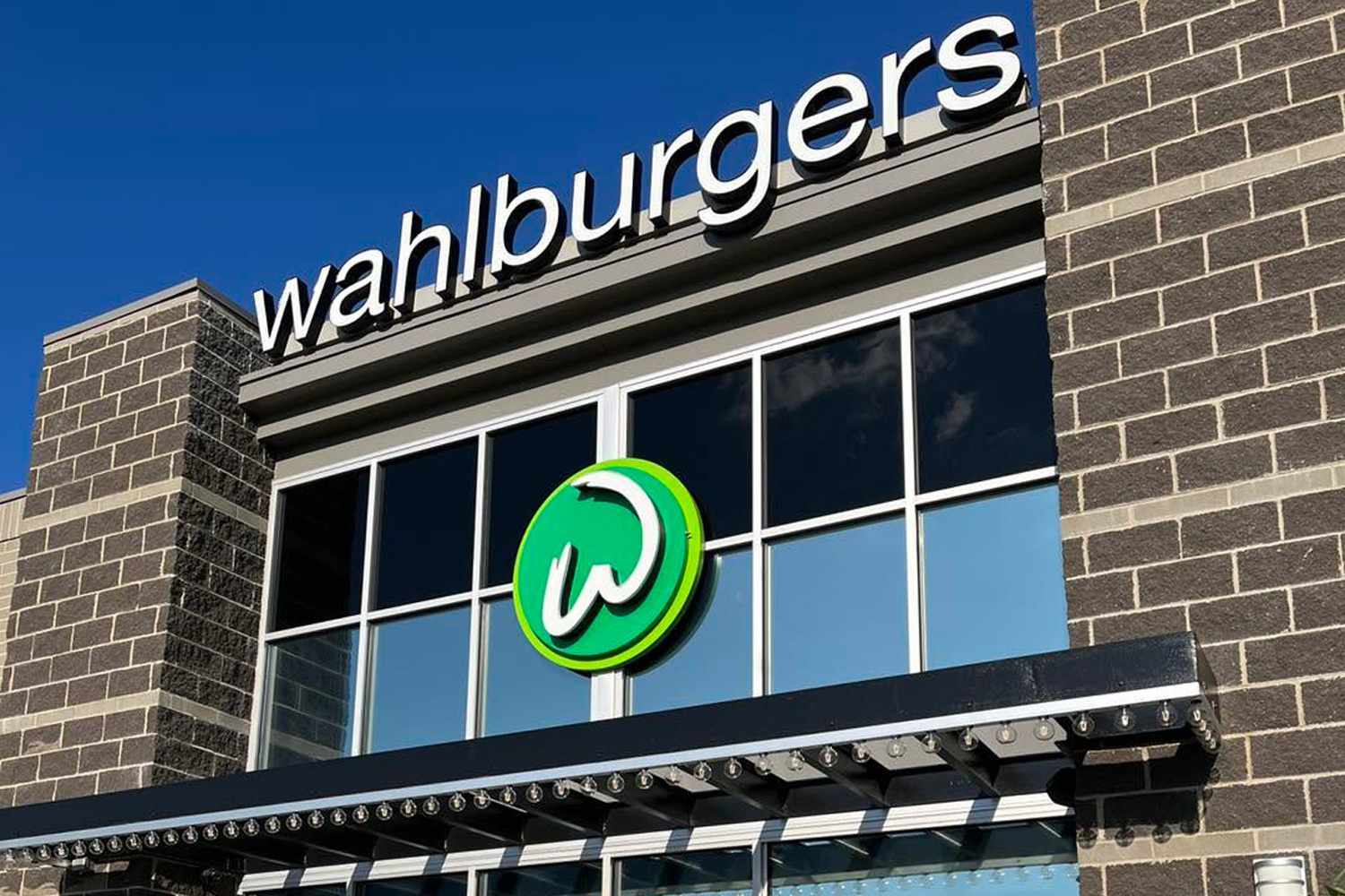 Wahlburgers in St. Charles, Ill. shut down on June 29Credit: Wahlburgers (St. Charles)/Facebook