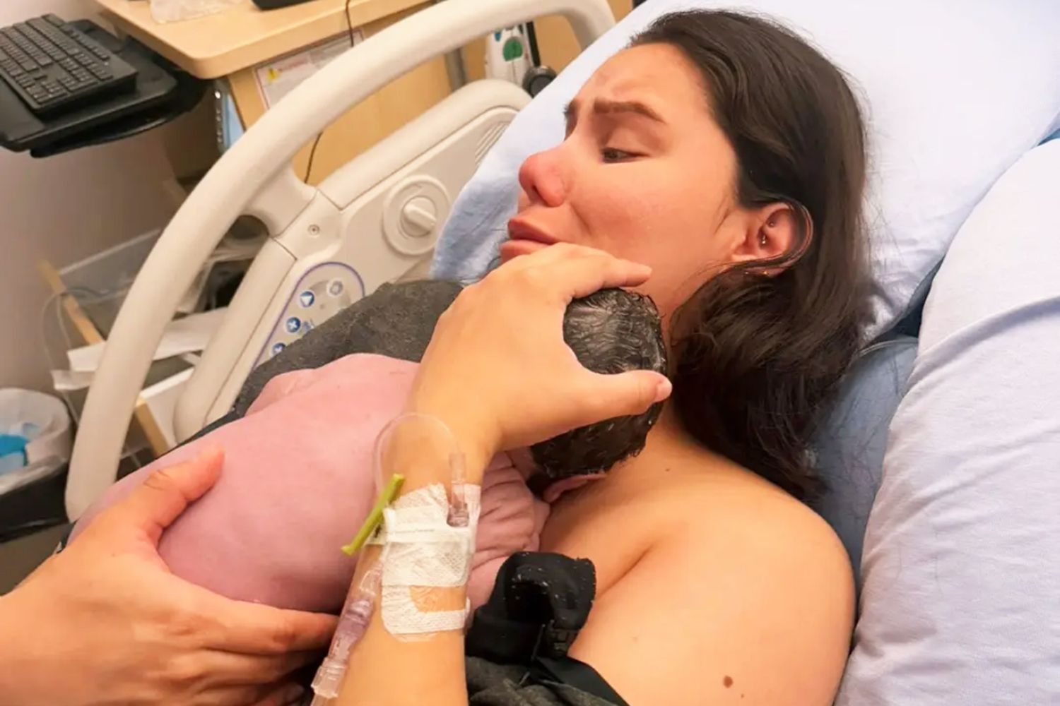 Carolina Moreno and her baby.Credit: Jorge Carrera