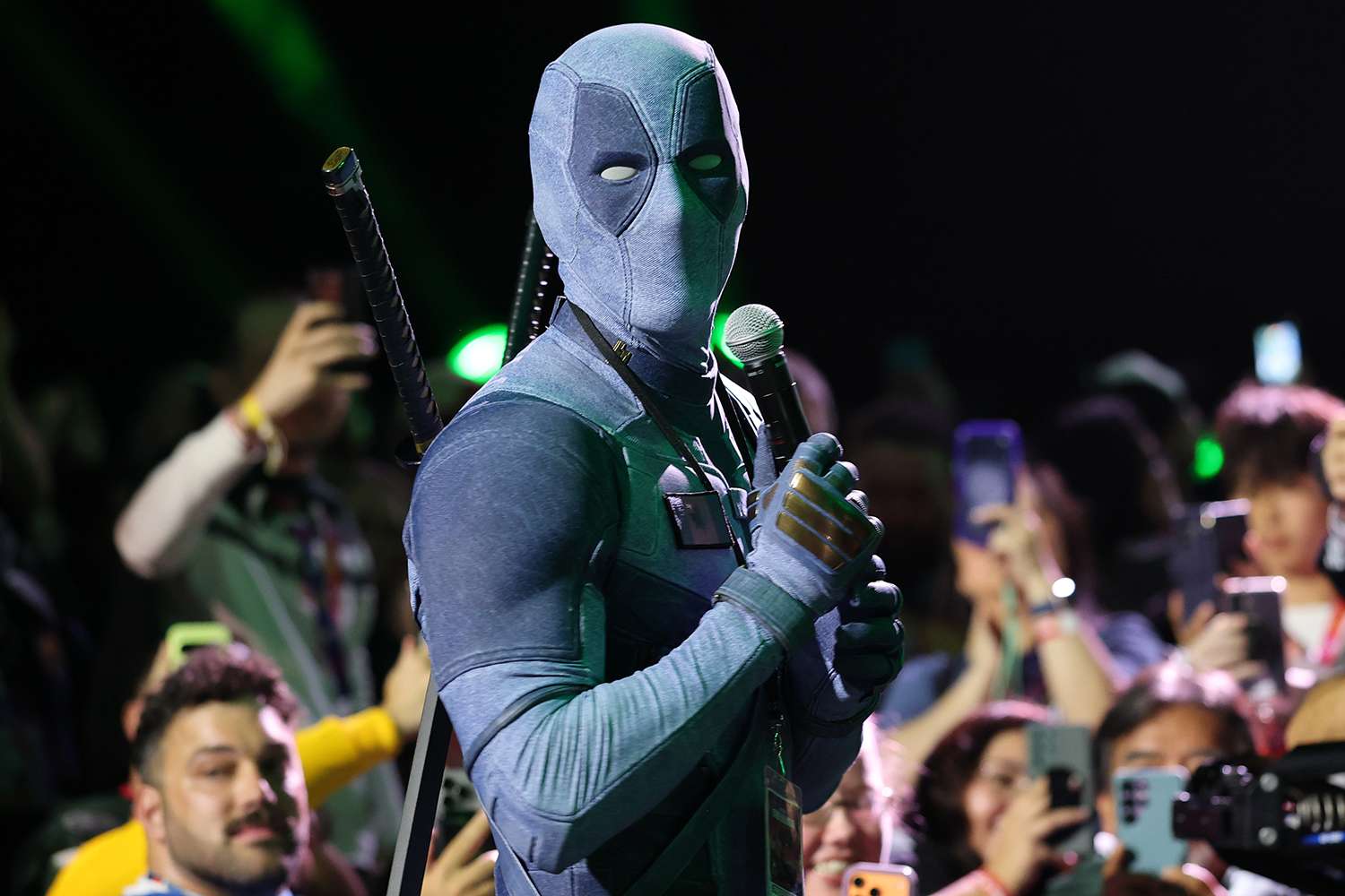 Ryan Reynolds in Deadpool cosplay at Comic-ConCredit: Amy Sussman/Getty